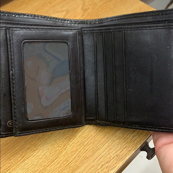 Coach Wallet - Picture 5 of 8